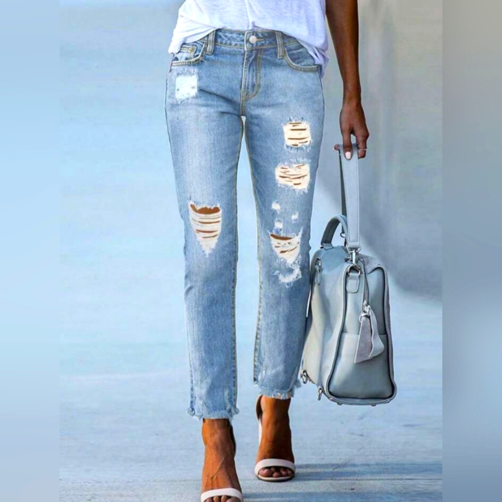 Women's Ripped Raw Hem Jeans Size Large 8/10